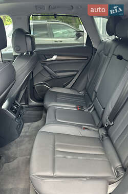 Внедорожник / Кроссовер Audi Q5 2024 в 