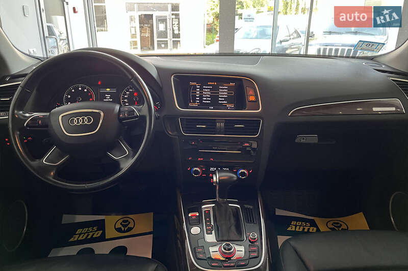 Внедорожник / Кроссовер Audi Q5 2015 в Шептицькому