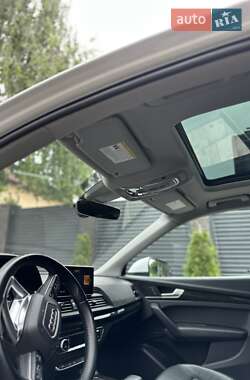 Внедорожник / Кроссовер Audi Q5 2018 в 