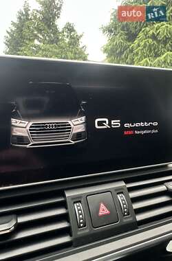 Внедорожник / Кроссовер Audi Q5 2018 в 