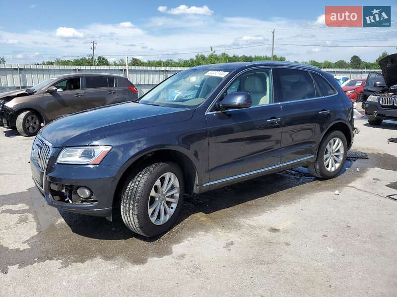 Внедорожник / Кроссовер Audi Q5 2016 в 
