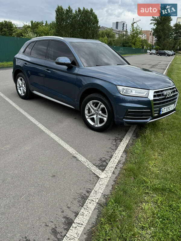 Внедорожник / Кроссовер Audi Q5 2018 в Ивано-Франковске