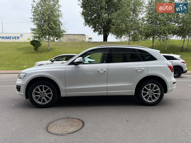 Внедорожник / Кроссовер Audi Q5 2011 в Киеве