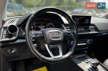 Внедорожник / Кроссовер Audi Q5 2020 в 