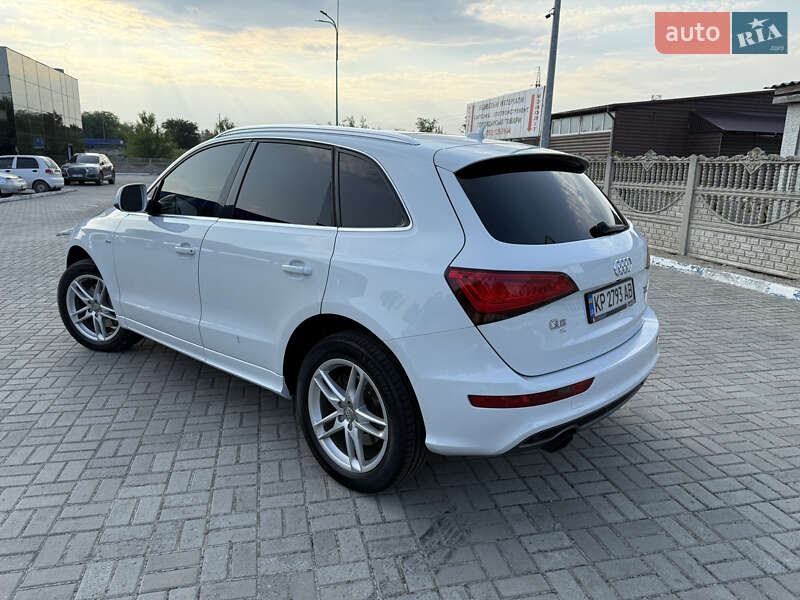 Внедорожник / Кроссовер Audi Q5 2013 в Запорожье