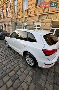 Позашляховик / Кросовер Audi Q5 2014 в 
