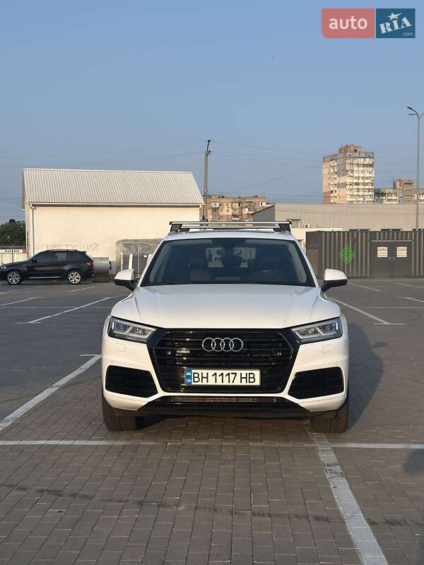 Внедорожник / Кроссовер Audi Q5 2018 в Одессе