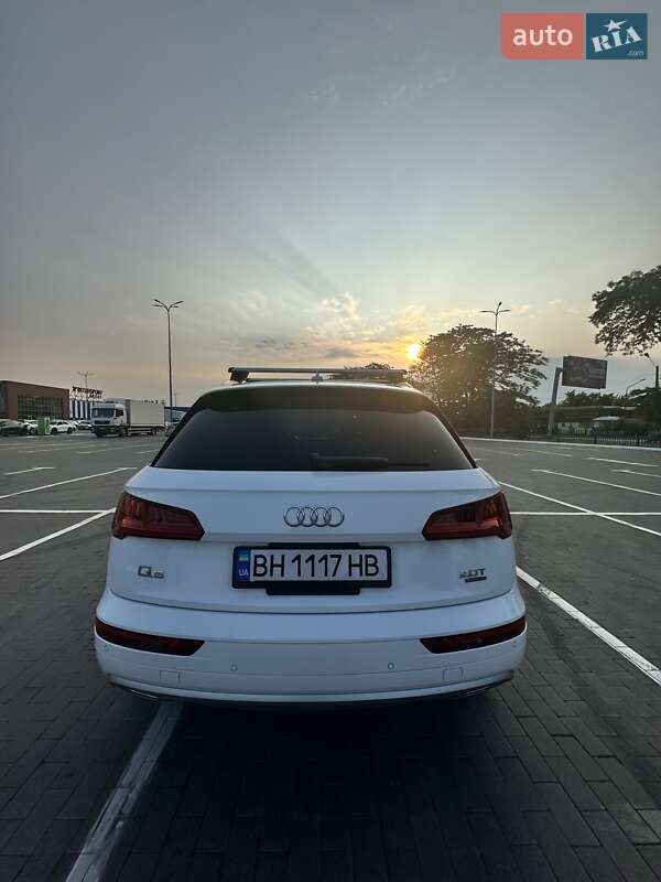 Внедорожник / Кроссовер Audi Q5 2018 в Одессе