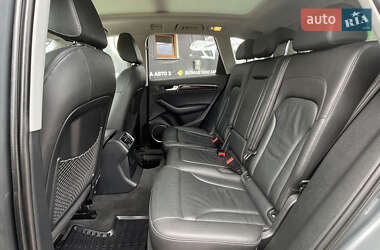 Внедорожник / Кроссовер Audi Q5 2015 в 