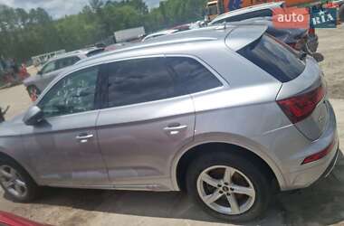 Внедорожник / Кроссовер Audi Q5 2021 в 