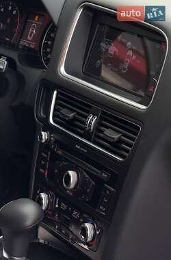 Внедорожник / Кроссовер Audi Q5 2012 в 