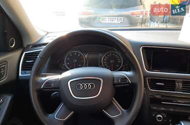Позашляховик / Кросовер Audi Q5 2015 в 
