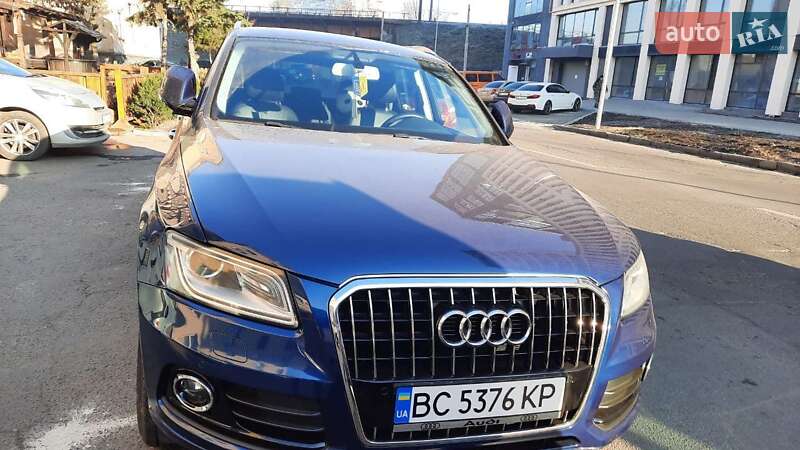 Позашляховик / Кросовер Audi Q5 2015 в Львові