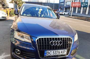 Позашляховик / Кросовер Audi Q5 2015 в 