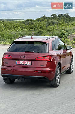 Внедорожник / Кроссовер Audi Q5 2019 в 
