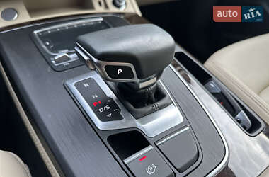 Внедорожник / Кроссовер Audi Q5 2019 в 