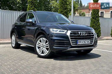 Внедорожник / Кроссовер Audi Q5 2019 в 