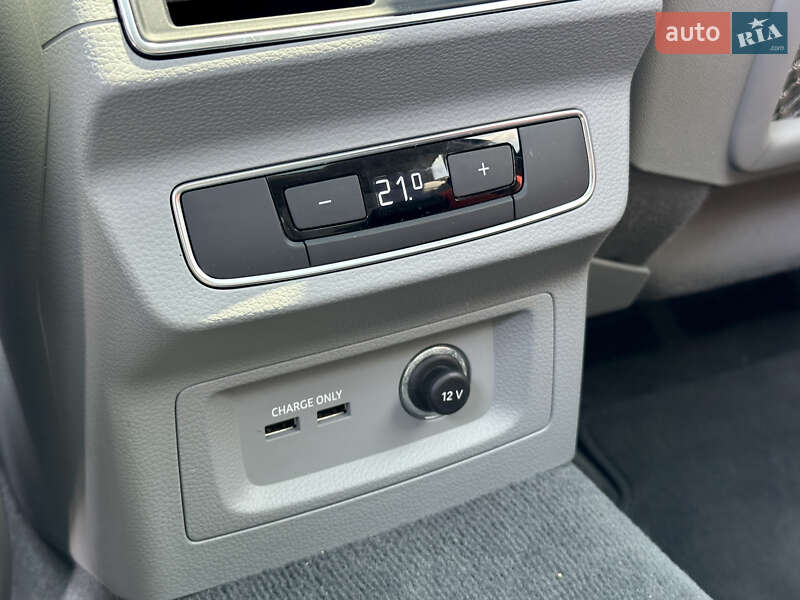 Внедорожник / Кроссовер Audi Q5 2019 в Одессе