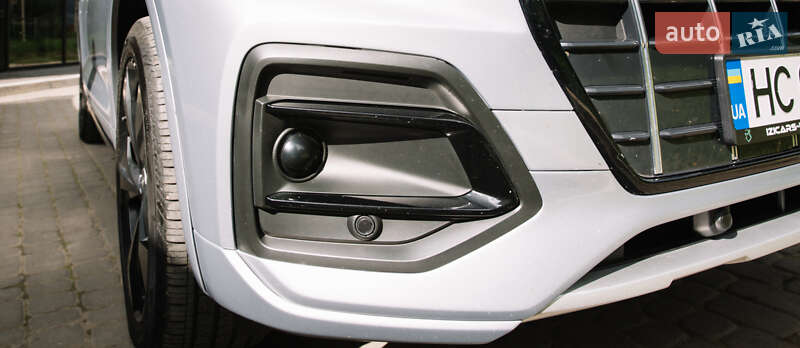 Внедорожник / Кроссовер Audi Q5 2021 в Львове