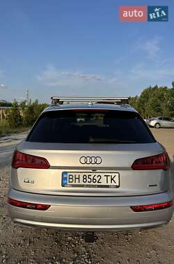 Внедорожник / Кроссовер Audi Q5 2019 в 