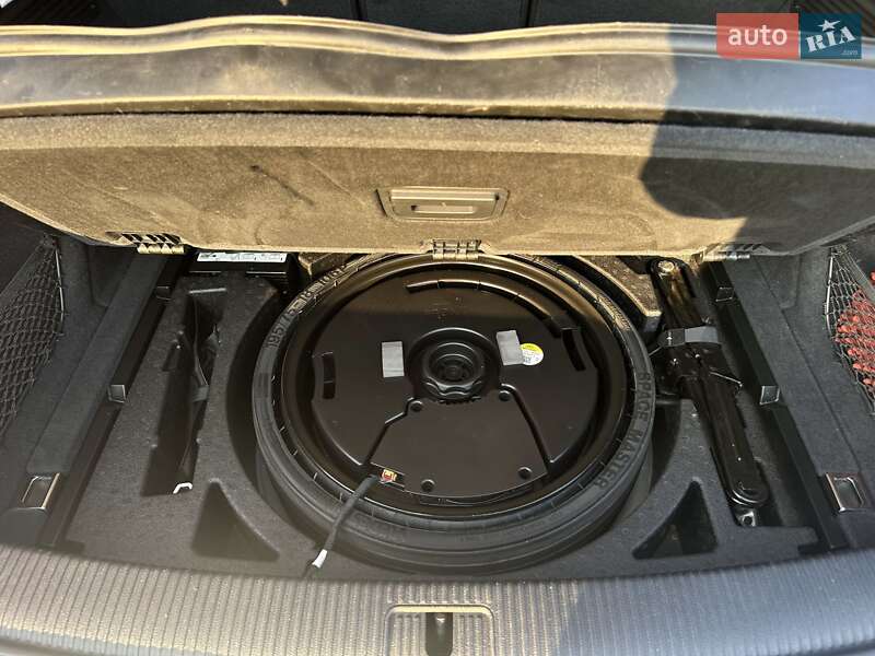 Позашляховик / Кросовер Audi Q5 2019 в Одесі