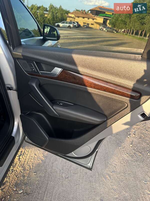 Позашляховик / Кросовер Audi Q5 2019 в Одесі