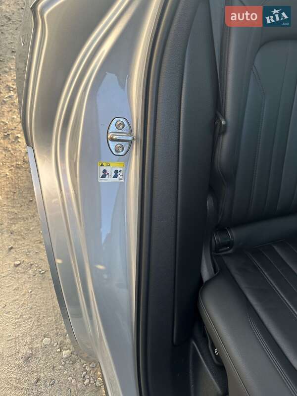 Позашляховик / Кросовер Audi Q5 2019 в Одесі