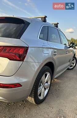 Внедорожник / Кроссовер Audi Q5 2019 в 
