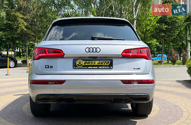 Внедорожник / Кроссовер Audi Q5 2019 в 