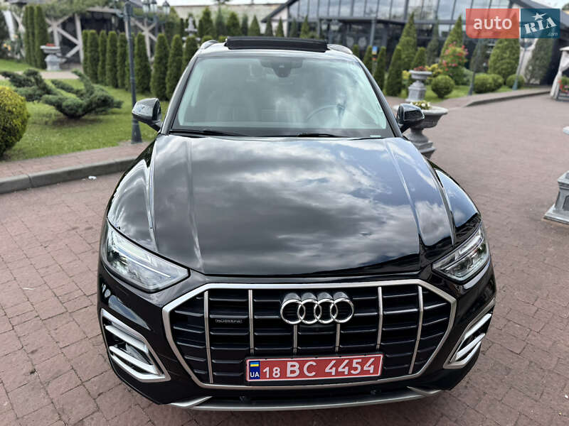 Внедорожник / Кроссовер Audi Q5 2021 в Стрые