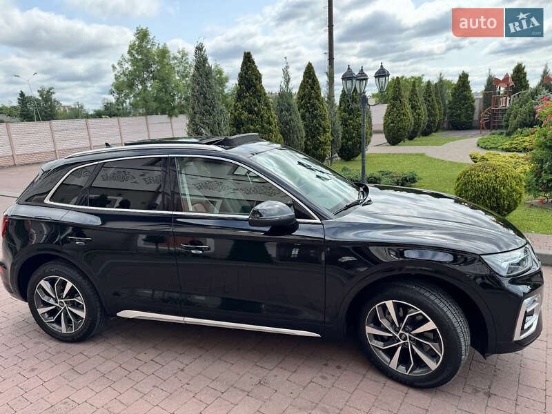 Внедорожник / Кроссовер Audi Q5 2021 в Стрые