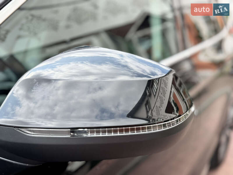 Внедорожник / Кроссовер Audi Q5 2021 в Стрые