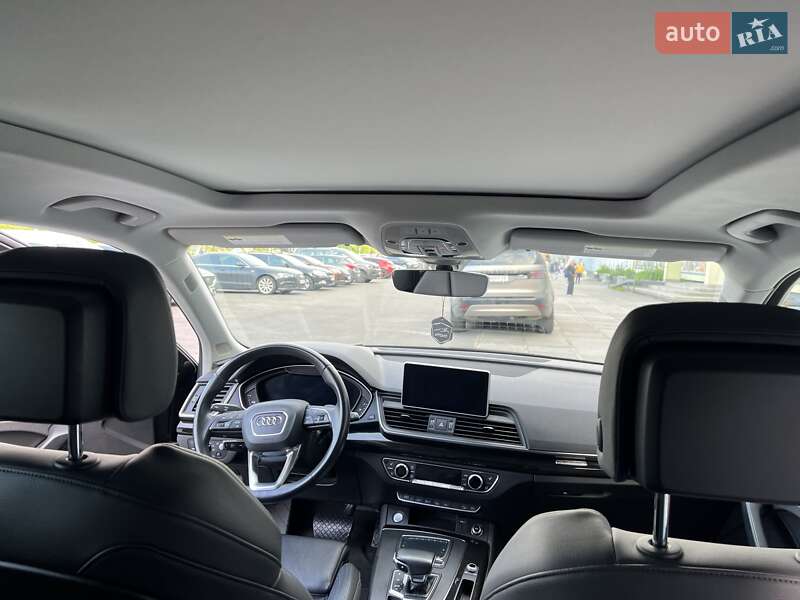 Внедорожник / Кроссовер Audi Q5 2019 в Львове фото 12 Внедорожник / Кроссовер Audi Q5 2019 в Львове
