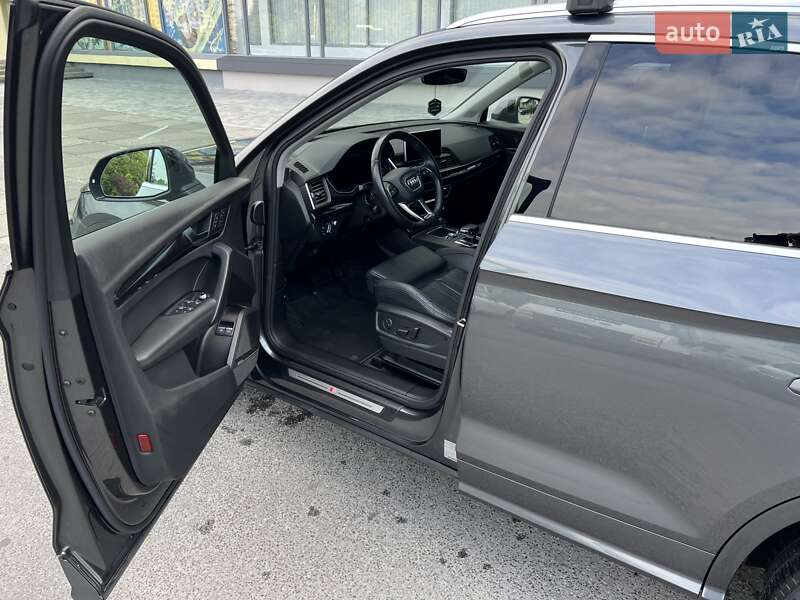 Внедорожник / Кроссовер Audi Q5 2019 в Львове фото 5 Внедорожник / Кроссовер Audi Q5 2019 в Львове