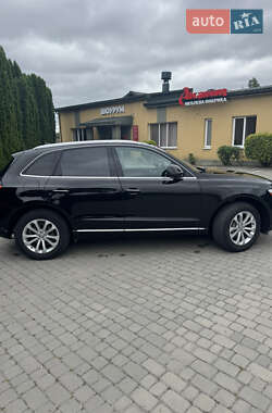 Внедорожник / Кроссовер Audi Q5 2015 в 