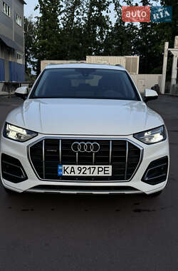 Внедорожник / Кроссовер Audi Q5 2020 в 