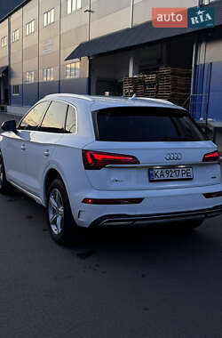 Внедорожник / Кроссовер Audi Q5 2020 в 