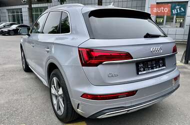 Внедорожник / Кроссовер Audi Q5 2022 в 