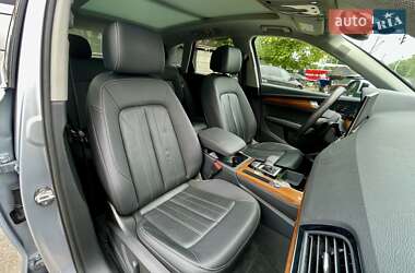 Внедорожник / Кроссовер Audi Q5 2022 в 