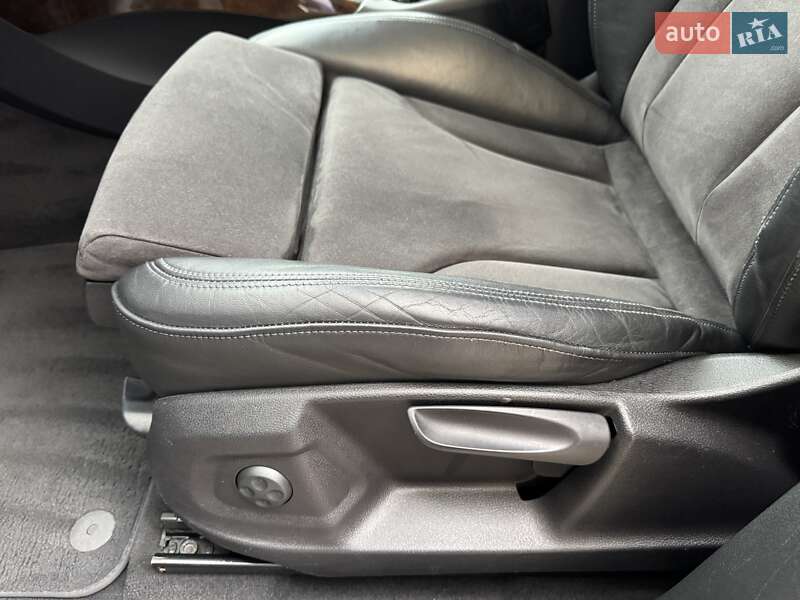 Внедорожник / Кроссовер Audi Q5 2013 в Стрые