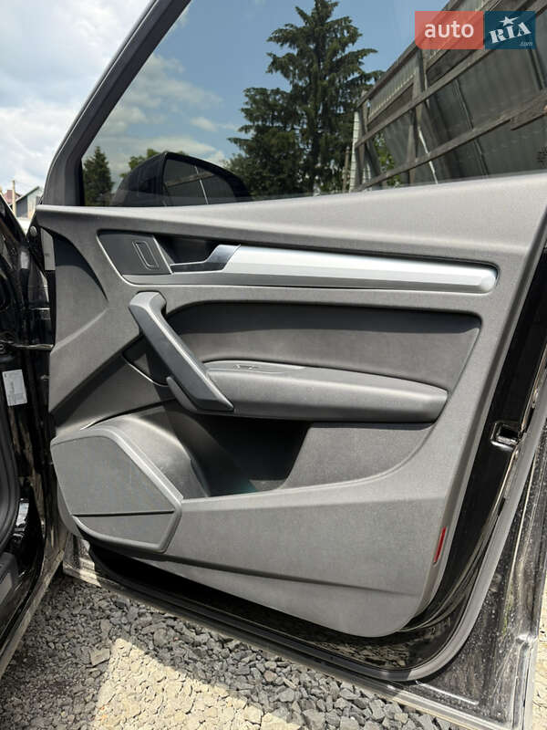 Внедорожник / Кроссовер Audi Q5 2019 в Луцке