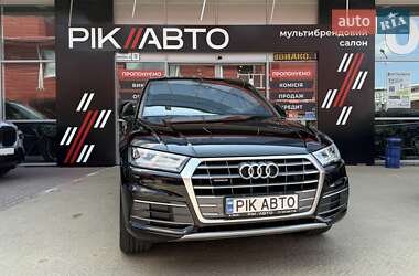 Внедорожник / Кроссовер Audi Q5 2017 в Львове