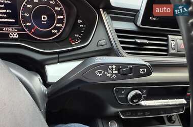 Внедорожник / Кроссовер Audi Q5 2017 в 