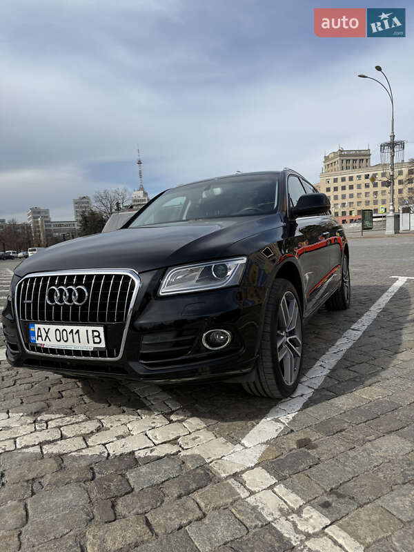 Внедорожник / Кроссовер Audi Q5 2015 в 