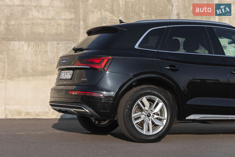 Позашляховик / Кросовер Audi Q5 2022 в Львові