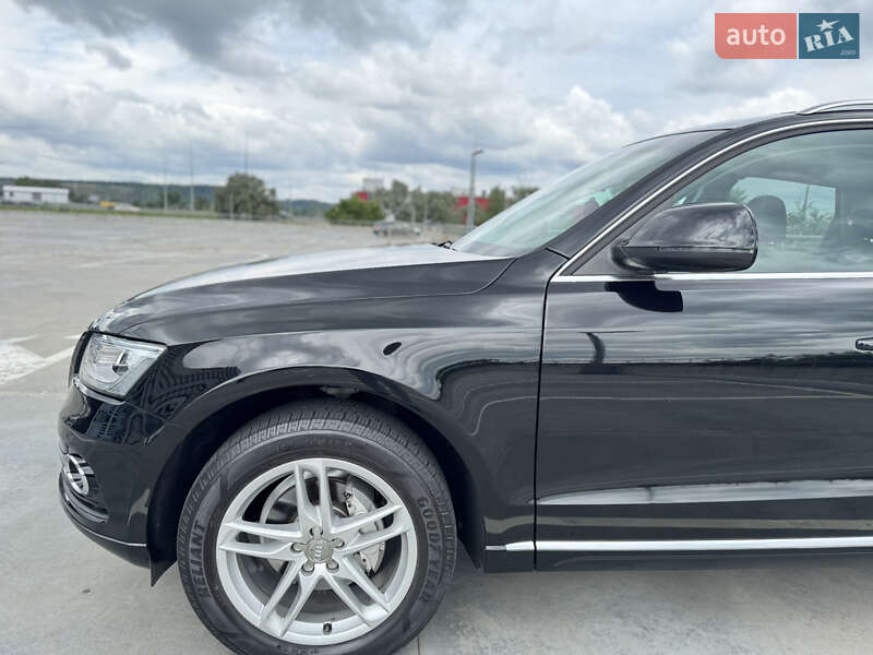 Внедорожник / Кроссовер Audi Q5 2014 в Киеве