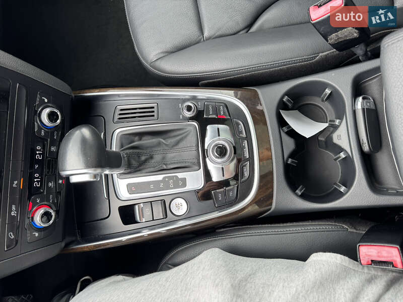 Внедорожник / Кроссовер Audi Q5 2014 в Киеве