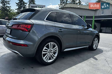Внедорожник / Кроссовер Audi Q5 2019 в 