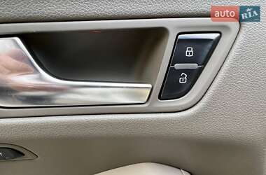 Внедорожник / Кроссовер Audi Q5 2009 в 