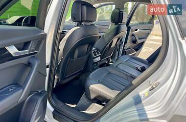 Внедорожник / Кроссовер Audi Q5 2018 в 